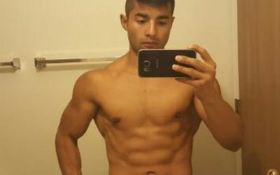 Instagrammer Gets A Shredded Six-Pack